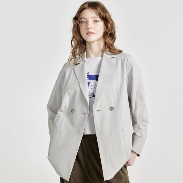 画像1: [PINETA]ジャケット ゆったりシルエットＷテーラージャケット　薄手エアリーなコットンリッチ/3月上旬配送 (1)