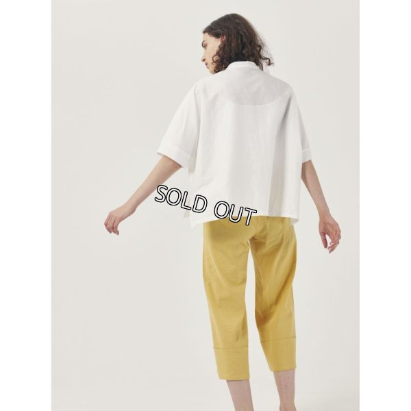 画像4: [PINETA]シャツ・ブラウス刺繍使いデザインブラウス (4)