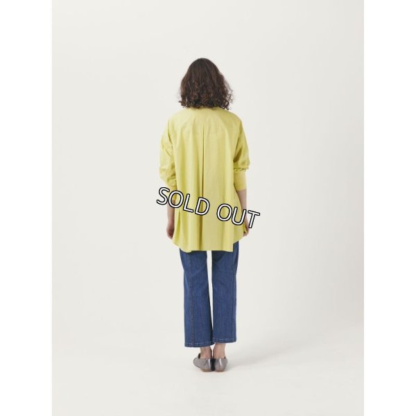 画像4: [PINETA]シャツ・ブラウス裾変形デザイン袖口リブブラウス (4)