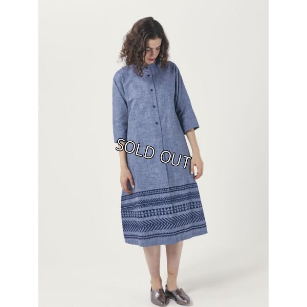 画像2: [PINETA]ワンピース裾刺繍入り７分袖ワンピース (2)