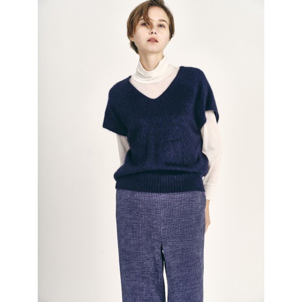 画像2: [PINETA]ニット ヤクミンク加工ベスト (2)