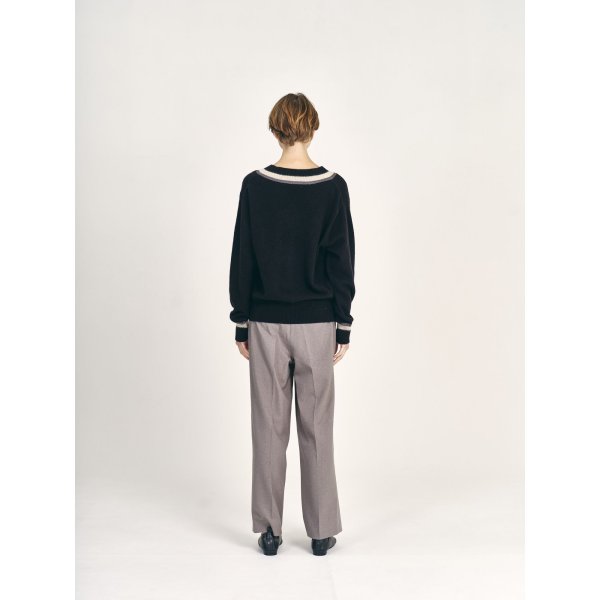 画像4: [PINETA]ニット ヤクＶネックプルオーバー (4)