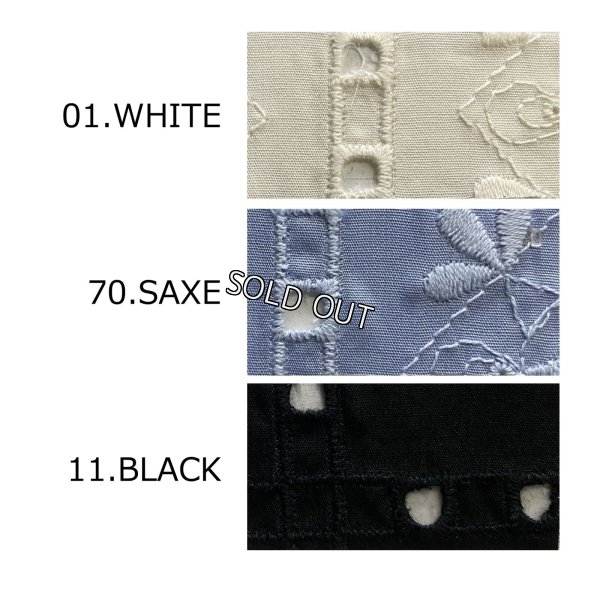 画像4: [PINETA]シャツ・ブラウス 前身頃に刺繍生地を使ったＢｉｇシャツ (4)