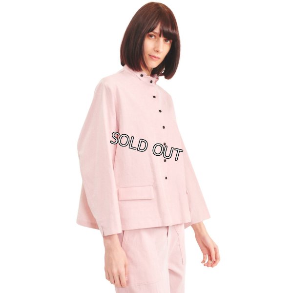 画像1: [PINETA]ジャケット スタンド衿、後身頃ギャザーがポイントＪＫ (1)